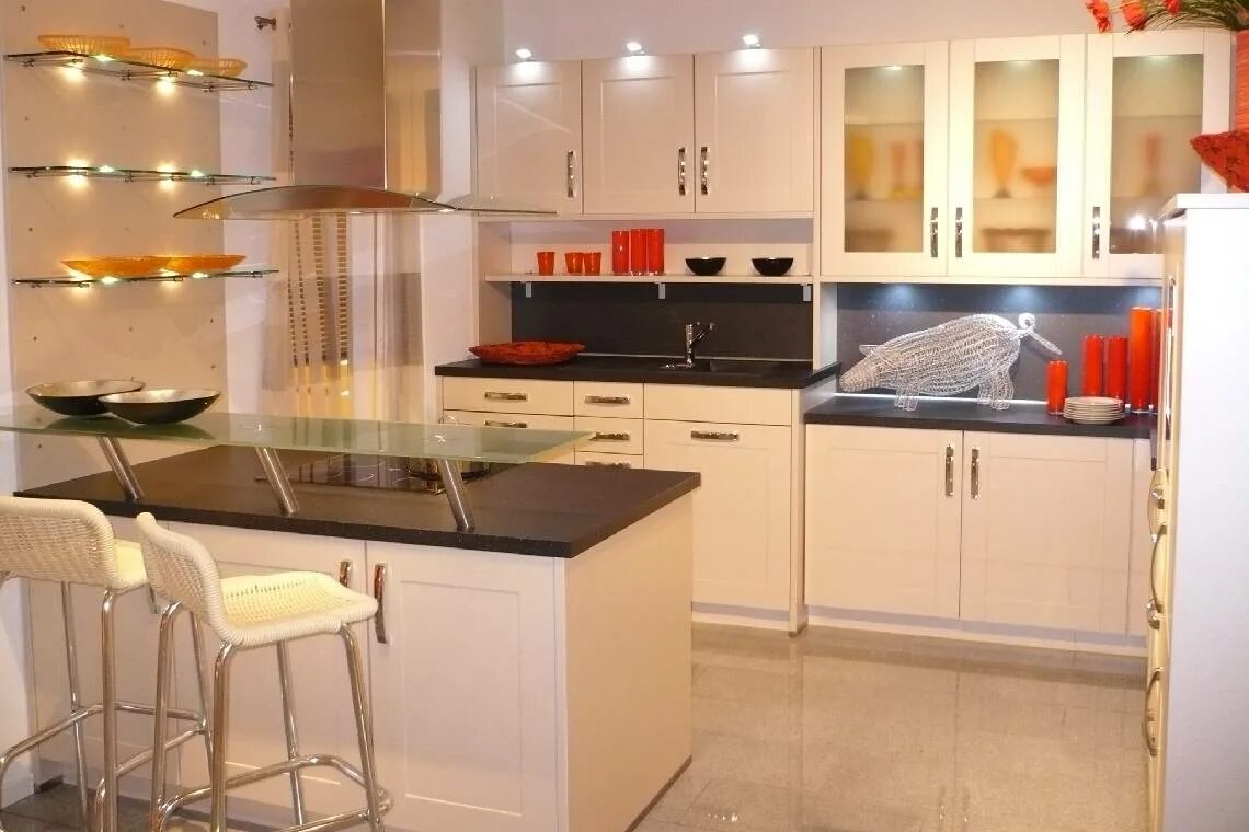 Кухня фото 7 Дизайн белой кухни: 350 фото в интерьере, идеи для проекта и рекомендации - ArtP