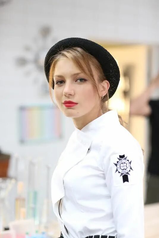 Кухня фото актрис Kitchen - Katya Semenova (Valeriya Fedorovich) Кинозвезды, Фотографии знаменитос