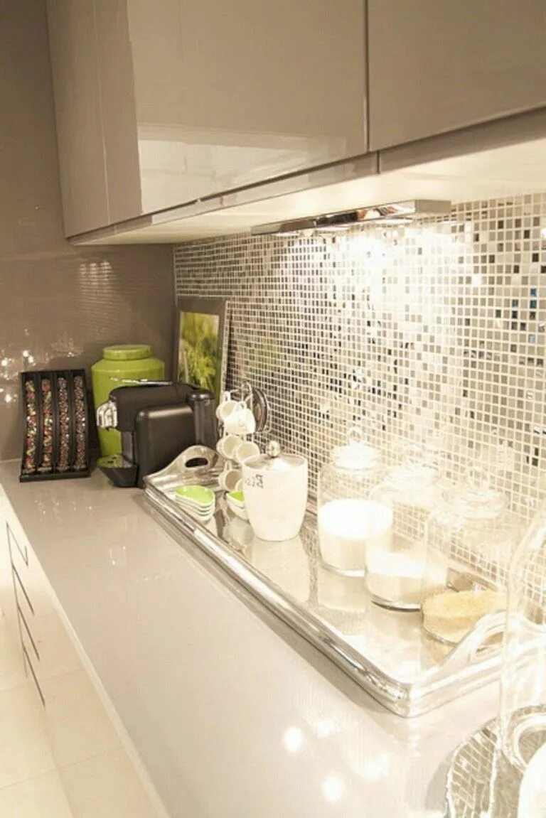 Кухня фото интерьер мозаика 31+ Awesome Glitter Kitchen Tiles Ideas You Will Love It Trendy kitchen tile, Ki