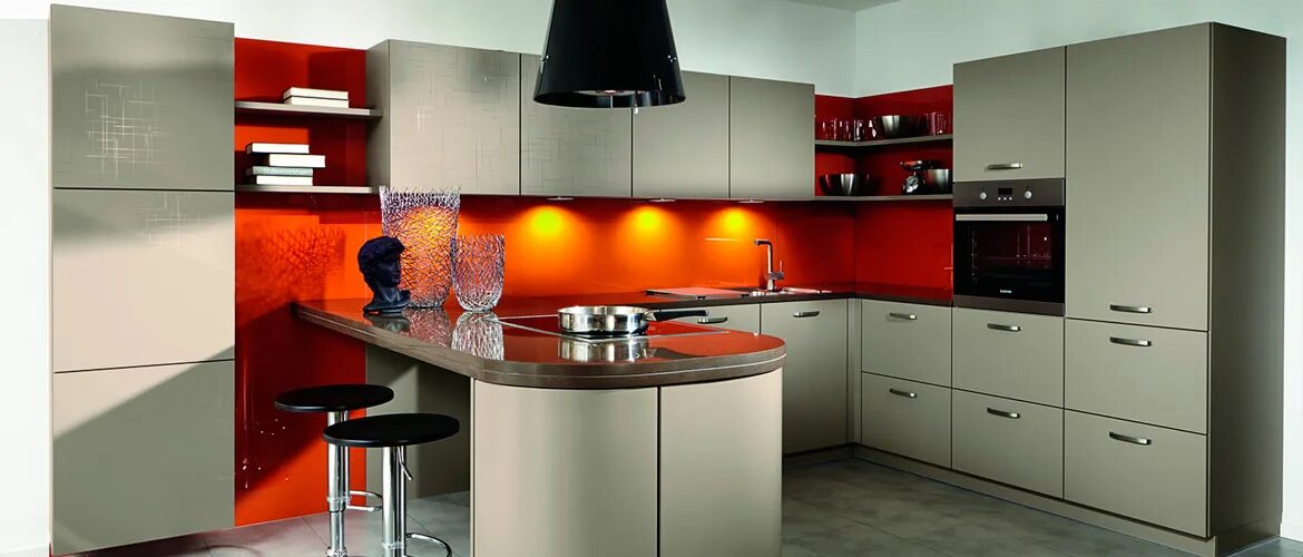 Кухня фото левы Кухня с барной стойкой на заказ в Оренбурге Низкие цены