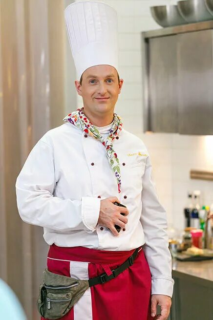 Кухня фото людей Фото: Кухня / Кадр со съемок сериала "Кухня" (2012) #2717472