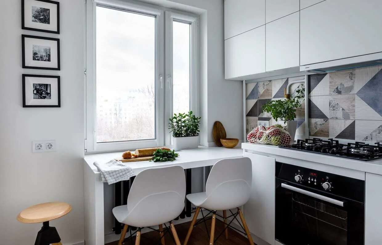 Кухня фото рабочая зона дизайн Уютные кухни площадью до 7 квадратов - INMYROOM