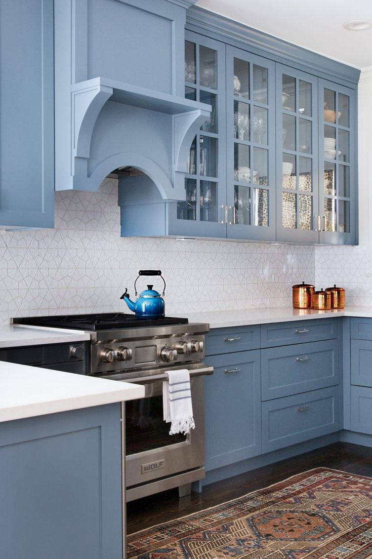 Кухня фото синее серым The Best Light-Blue Paint Colors for Every Room, According to Designers Light bl