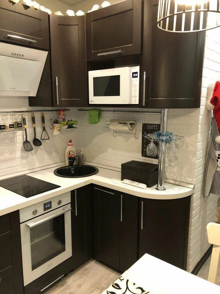 Кухня хрущевка угловая 6 кв фото Лента Ольги Давидович Interior design kitchen, Kitchen interior, Kitchen remodel