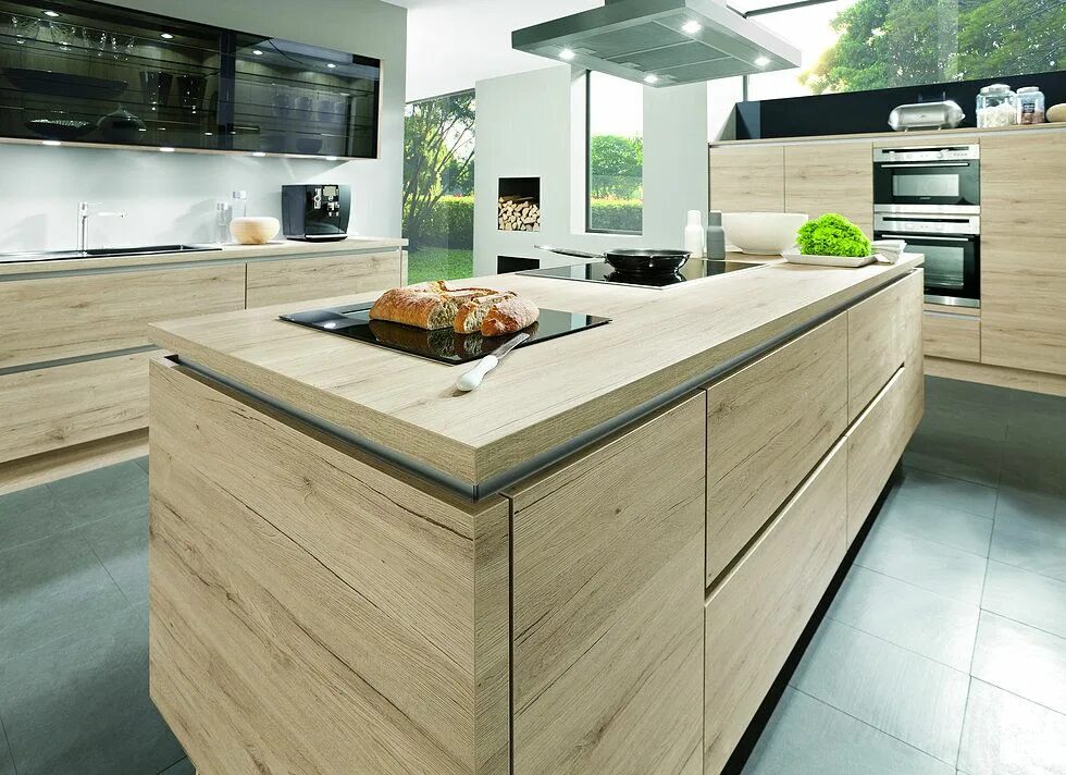 Кухня под дерево в современном стиле фото Nobilia Küchen Дизайн кухонь, Ремонт кухни, Интерьер кухни