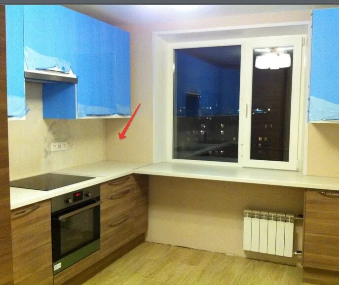 Кухня под окном батарея фото Духовка в колонне в углу кухни - удобно? - 12 ответов форум Babyblog