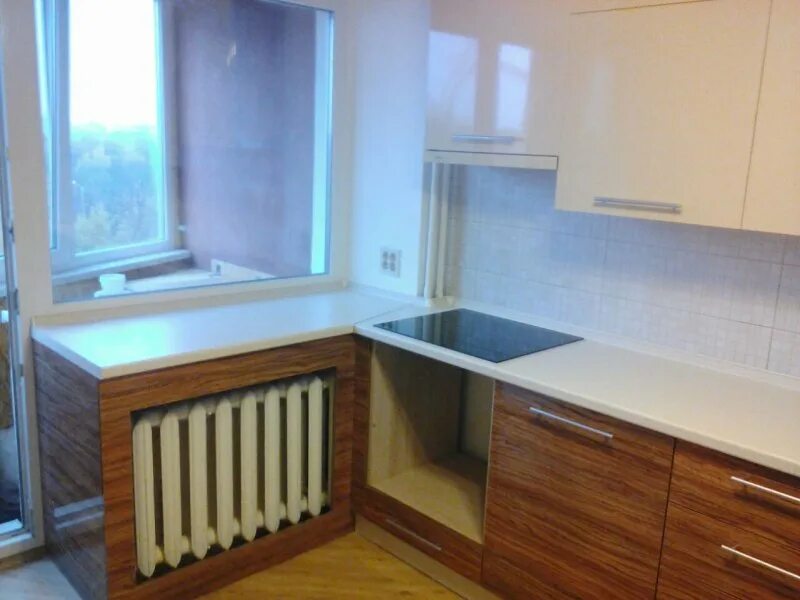 Кухня под окном батарея фото Дополнительное место на маленькой кухне - превращаем подоконник в часть гарнитур