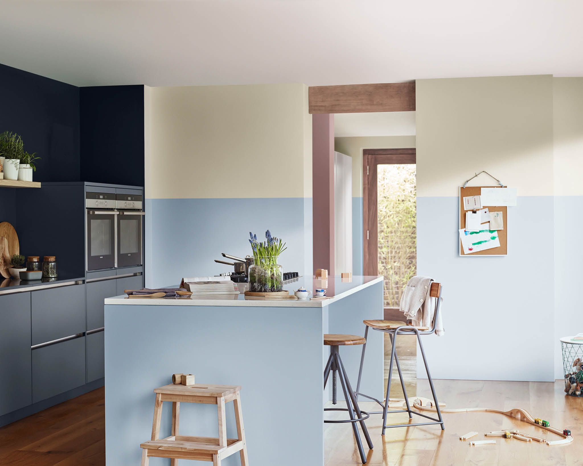 Кухня под покраску дизайн фото цвет Natural blues and neutrals in a kitchen Marier les couleurs, Cuisines design, Id