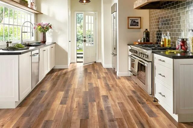 Кухня пол ламинат фото Top Flooring Trends of 2019 to Give a Change to your Home (Posts by Veronica Hin