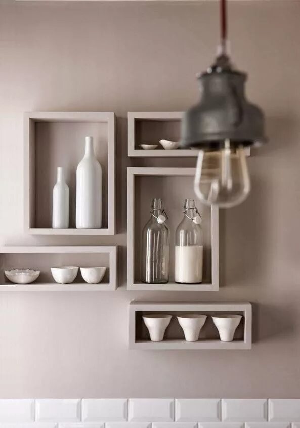 Кухня полки на стене дизайн фото В последнее время настенные полки открытого типа на кухне стали жизненной необхо