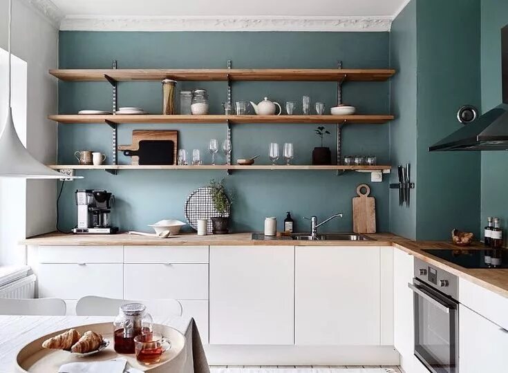 Кухня полки вместо шкафов фото APARTMENT GBG on Instagram: "This green shade is so spot on! A perfect mix of cl
