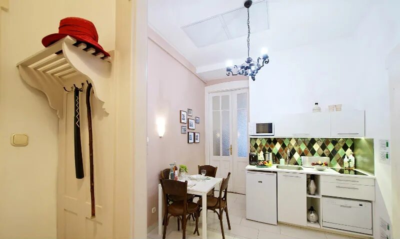 Кухня прихожей дизайн интерьера Частном доме кухня и прихожая вместе - Гранд Проект Декор.ру