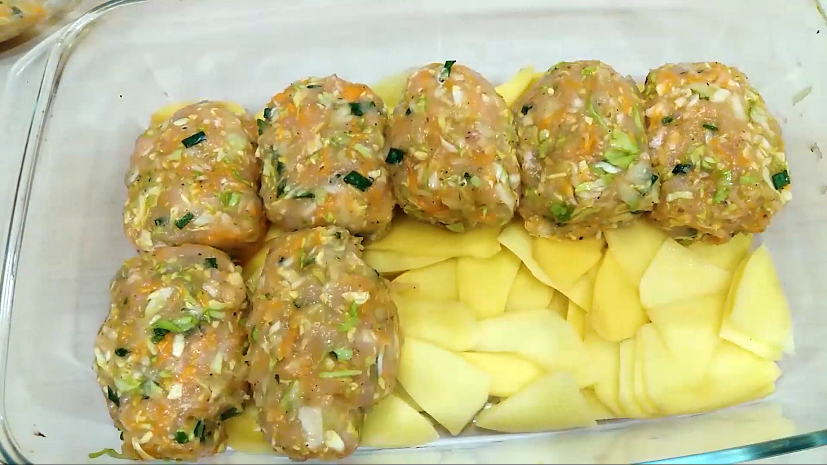 Кухня простые блюда рецепты с фото Запеканка с котлетками - пошаговый рецепт с фото (3682 просмотра)