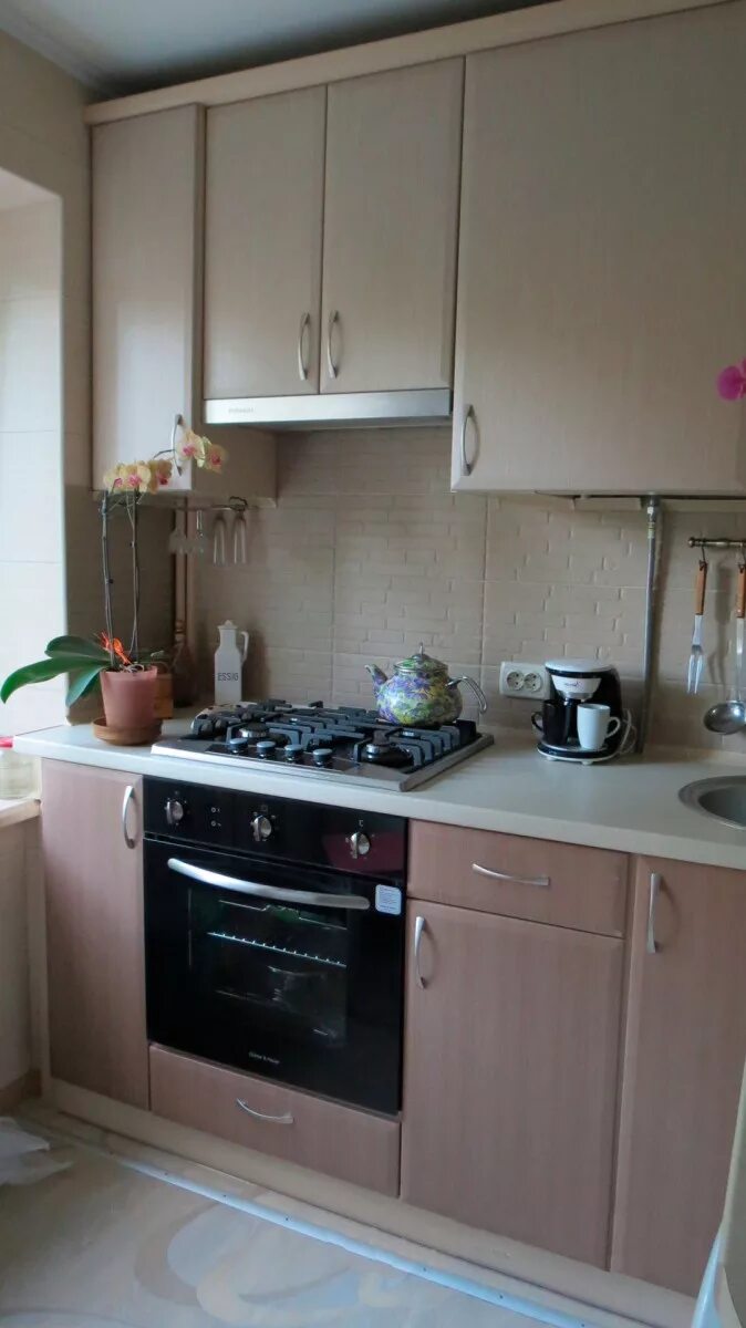 Кухня прямая хрущевка фото дизайн Кухни модерн - 16 - Каталог Изготовление мебели на заказ ТМ " Премьер Мебель"