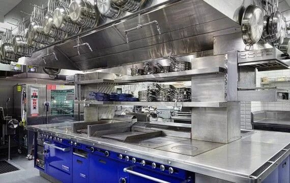 Кухня ресторана фото View photos of Vancouver's contemporary Canadian cuisine and fine dining exp