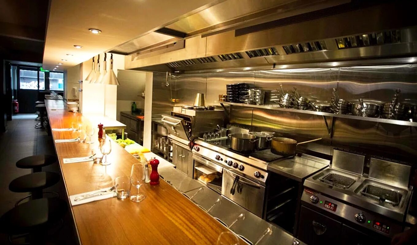 Кухня ресторана фото Перспективное кафе в районе метро Китай-город Купить бизнес в Москве