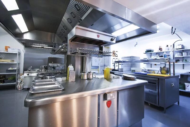 Кухня ресторана фото When the award-winning team behind Ockenden Manor decided to extend the hotel’s 