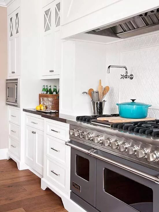 Кухня с белой плитой фото 38 Beautiful White Kitchen Ideas You'll Want to Copy Kitchen inspirations, Kitch