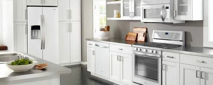 Кухня с белой техникой дизайн фото White Kitchen Appliances are Trending White Hot White kitchen appliances, Kitche