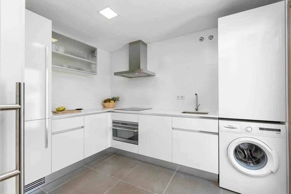 Кухня с белой техникой в интерьере Угловая кухня Томас купить по низкой цене в интернет-магазине первая-московская-