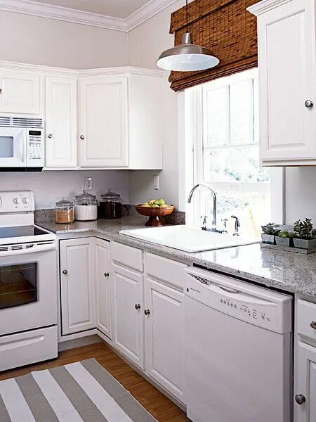 Кухня с белой техникой в интерьере фото Simple White kitchen makeover, Kitchen cabinets decor, Small white kitchens