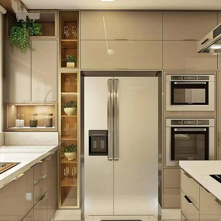 Кухня с бежевым холодильником дизайн фото A imagem pode conter: cozinha e área interna Modern kitchen cabinet design, Kitc