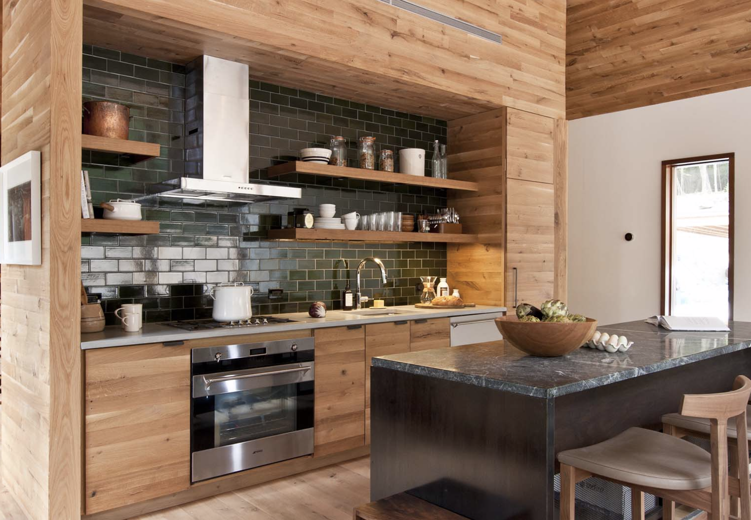 Кухня с деревом в интерьере Pin on Global Chic Boho Decor