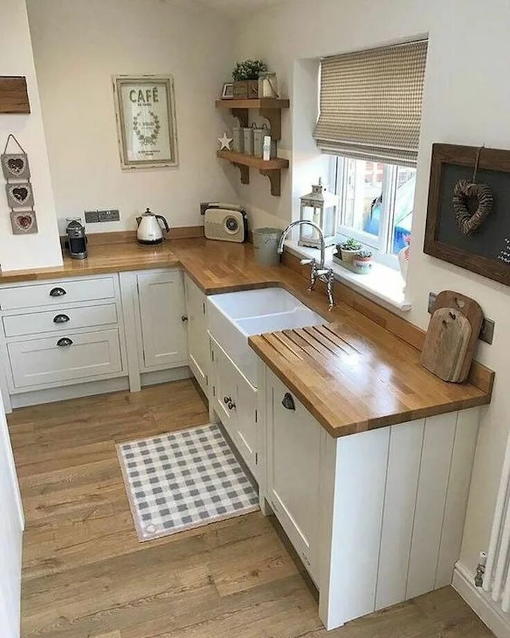 Кухня с деревянной столешницей в интерьере 50 Beautiful Farmhouse Kitchen Sink Design Ideas And Decor - #beautiful #decor #