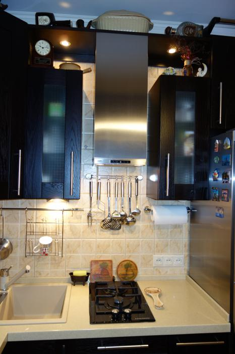 Кухня с двухкомфорочной варочной панелью фото коландер Варочные поверхности, Плита, Кухонная мойка