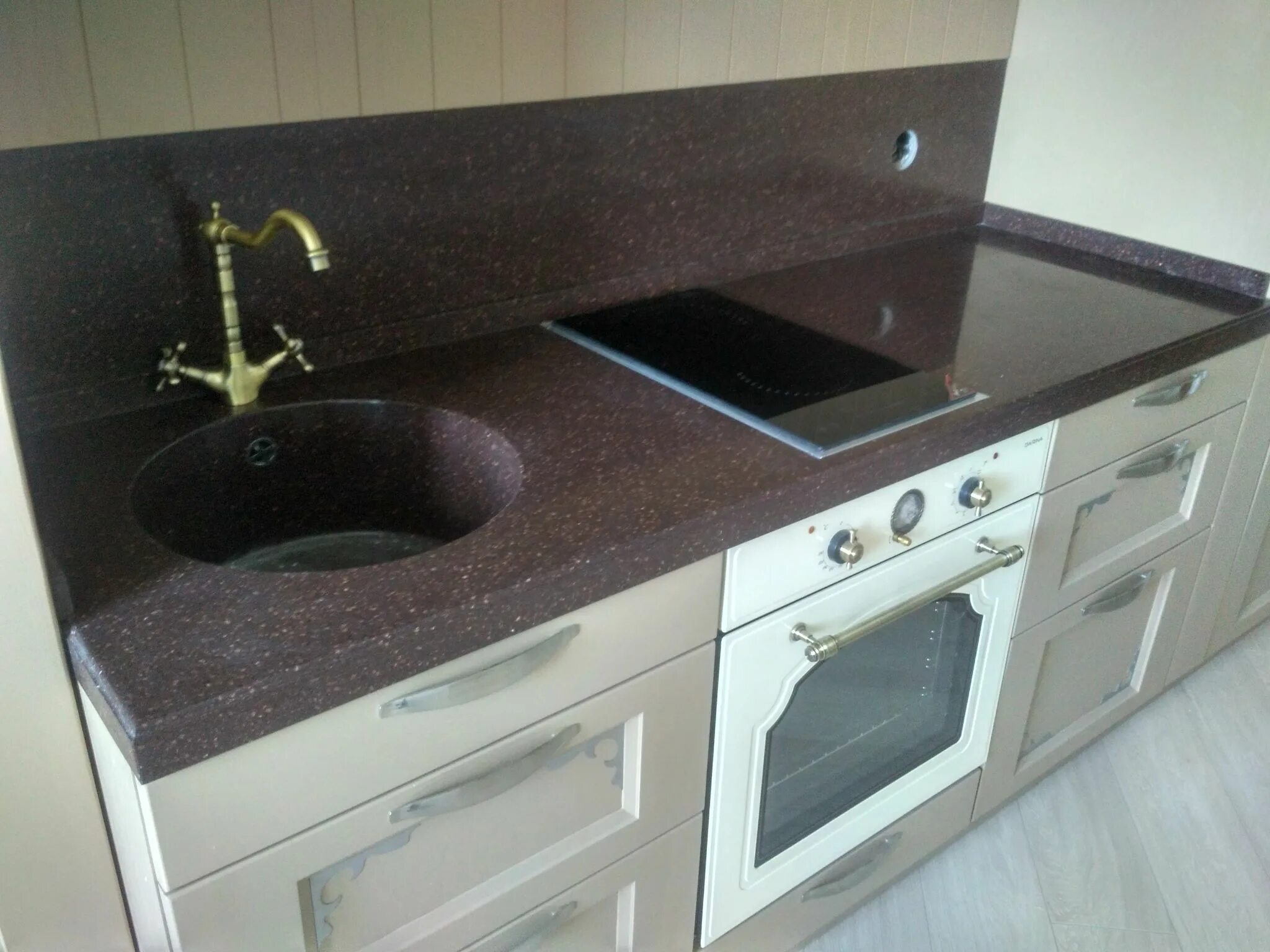 Кухня с двухкомфорочной варочной панелью фото Электрическая варочная панель Krona CORTO 30 BL - купить по низкой цене в интерн