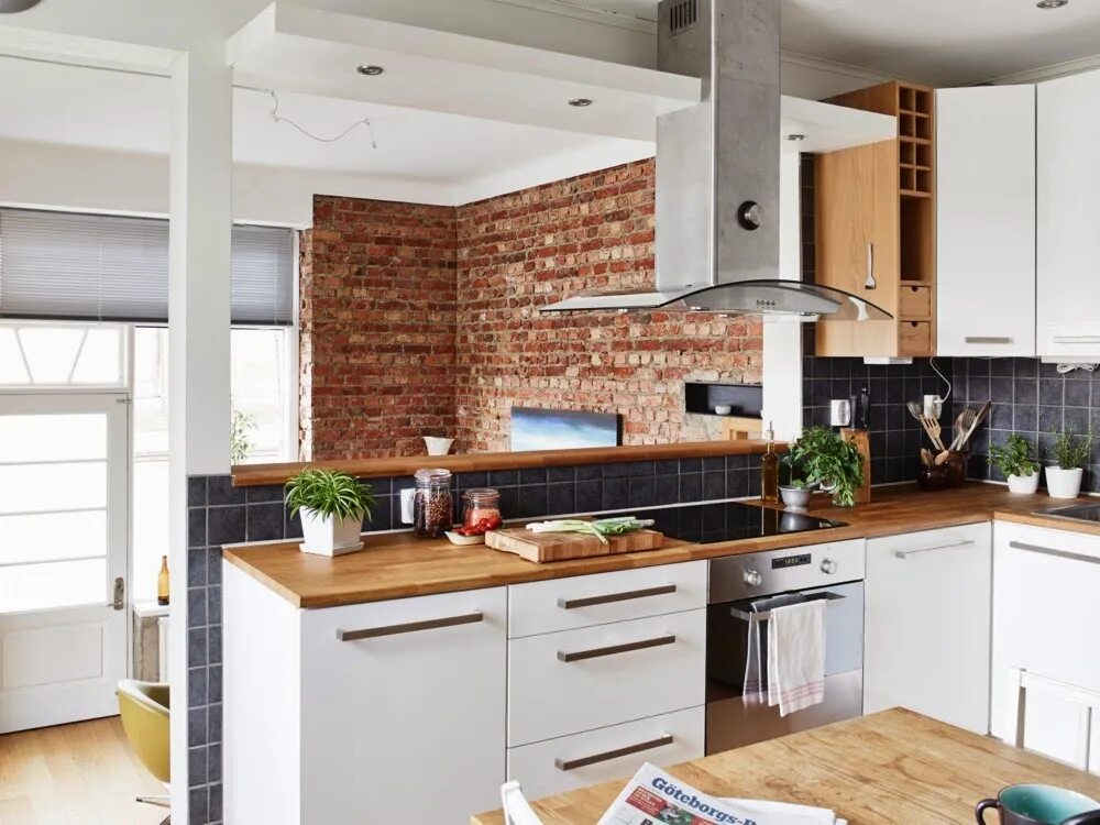 Кухня с кирпичной стеной фото Кирпичная стена на кухне белая: белый кирпич дизайн в интерьере - Империя Грузчи