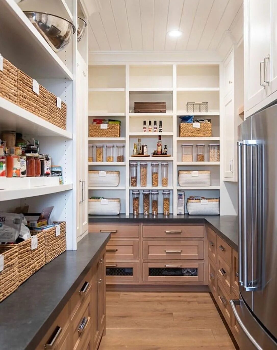 Кухня с кладовой в частном доме планировка 50+ Clever Pantry Organization Ideas - The Wonder Cottage Kitchen pantry design,