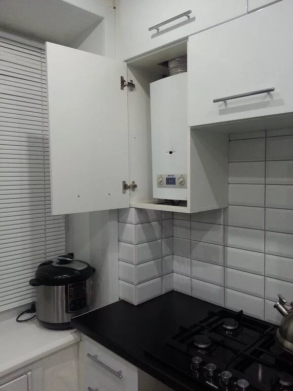 Кухня с колонкой интерьер Пин на доске Кухня Небольшие кухни, Кухонные шкафы для хранения, Планы кухни