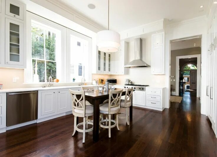 Кухня с коричневым полом фото Get Ahead of the Trend: Wood Floors to Watch for in 2017 Traditional kitchen des