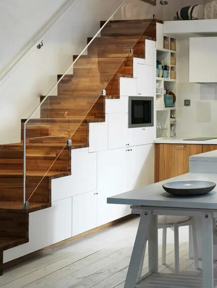 Кухня с лестницей интерьер stairs with storage Stairs, Stair storage, Staircase
