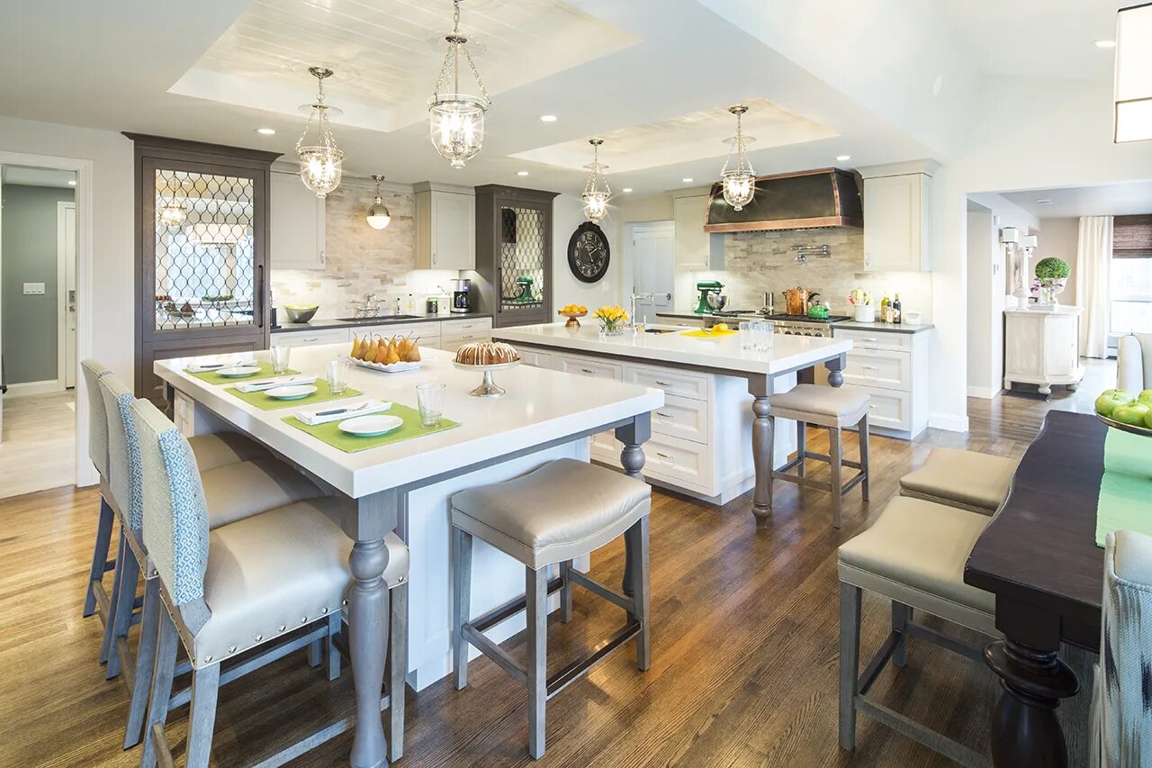 Кухня с обеденным столом планировка Люстра Hudson Valley Lighting 252-PN-C1 Hampton Фонарь Lantern - купить в Москве