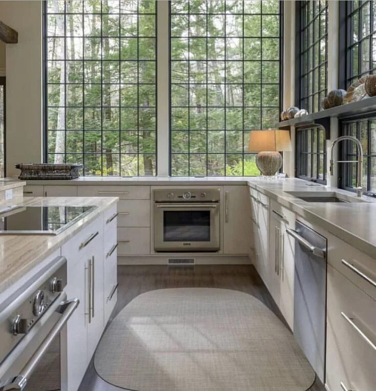 Кухня с окном дизайн фото Pin by Julie Kay Design on Kitchen Kitchen window design, Home interior design, 