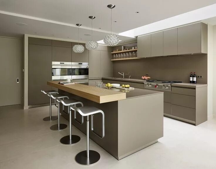 Кухня с островом барной стойкой фото Kitchen Architecture - Home - modern family living Modern kitchen, Kitchen inter