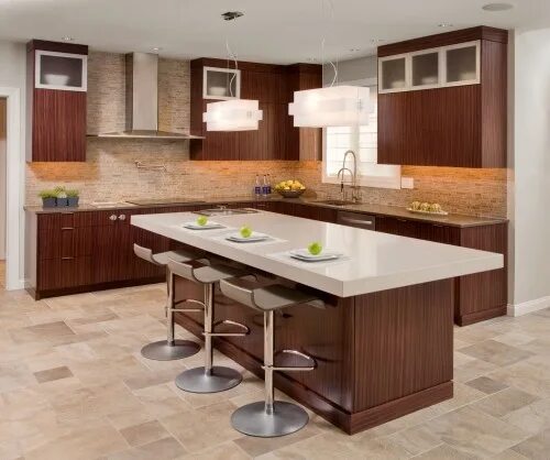 Кухня с островом барной стойкой фото Love dark wood and grey floor. Small modern kitchens, Modern kitchen island, Sto