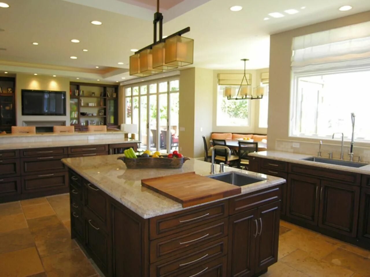 Кухня с островом в частном доме фото Pin by Students of Interior & Fashion on Department of Interior Design & Space M