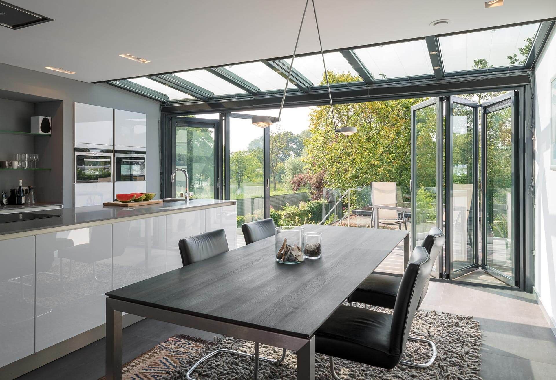 Кухня с панорамными окнами дизайн фото Pin op Küchen Projekt 2017