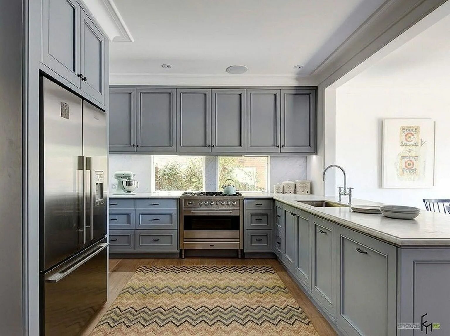 Кухня с серыми фасадами в интерьере Кухня Шелк - купить по цене 129100 руб. в Казани и Татарстане с доставкой