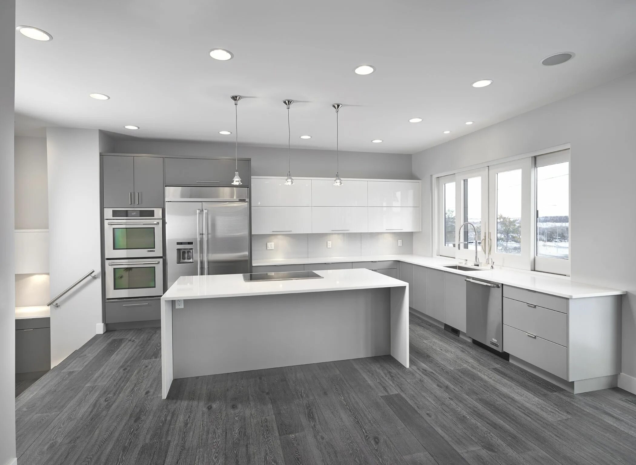 Кухня с серыми полами дизайн фото Scona Road Infill - Kitchen Interior design kitchen, Kitchen room design, Modern