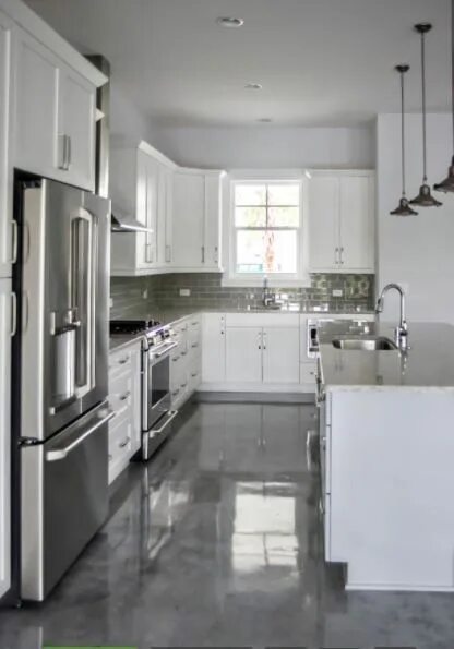 Кухня с серыми полами дизайн фото Pin by Kandace Sweat on DIY House design, Small kitchen, House plans