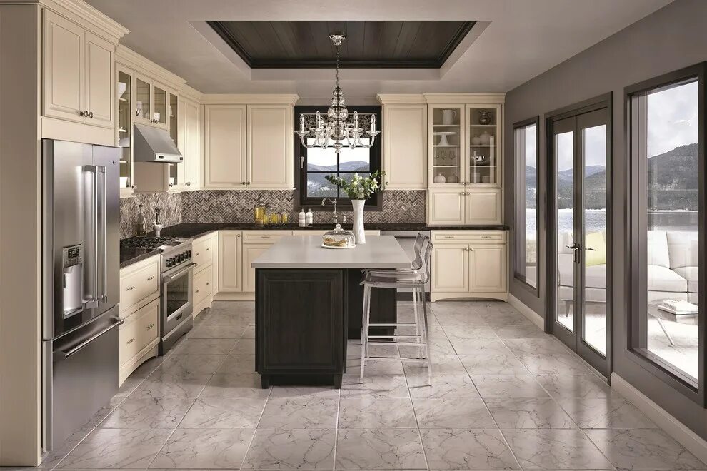 Кухня с серыми полами дизайн фото Quality Cabinets Kitchens - Классический - Кухня - Денвер - от эксперта Discount