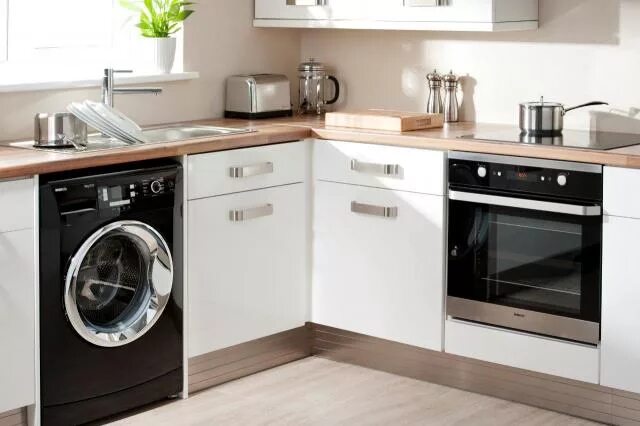 Кухня с стиральной машиной фото Какую встраиваемую стиральную машину купить: выбираем MIDEA WMB 8141 или CANDY C