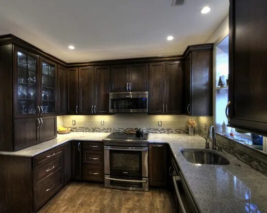 Кухня с темным гарнитуром фото Pin by Tay Swift on Transitional Kitchen Ideas Kitchen design, Kitchen cabinet d