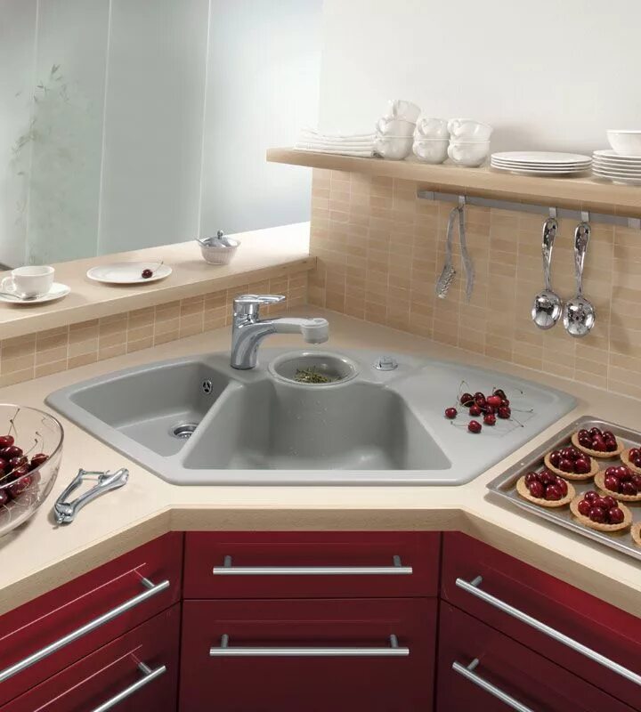 Кухня с угловой мойкой дизайн Villeroy & Boch Solo Eck Kitchen layout, Kitchen remodel, Corner sink kitchen