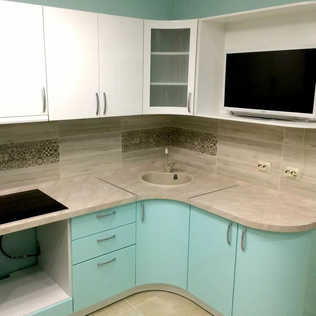 Кухня с угловой столешницей фото В чем прелесть угловой кухни? Сочетаем эстетику и эргономику DOMEO РЕМОНТ КВАРТИ