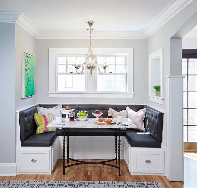 Кухня с угловым диваном в интерьере Bistro Style Kitchen with Breakfast Nook - Home Bunch - An Interior Design & Lux